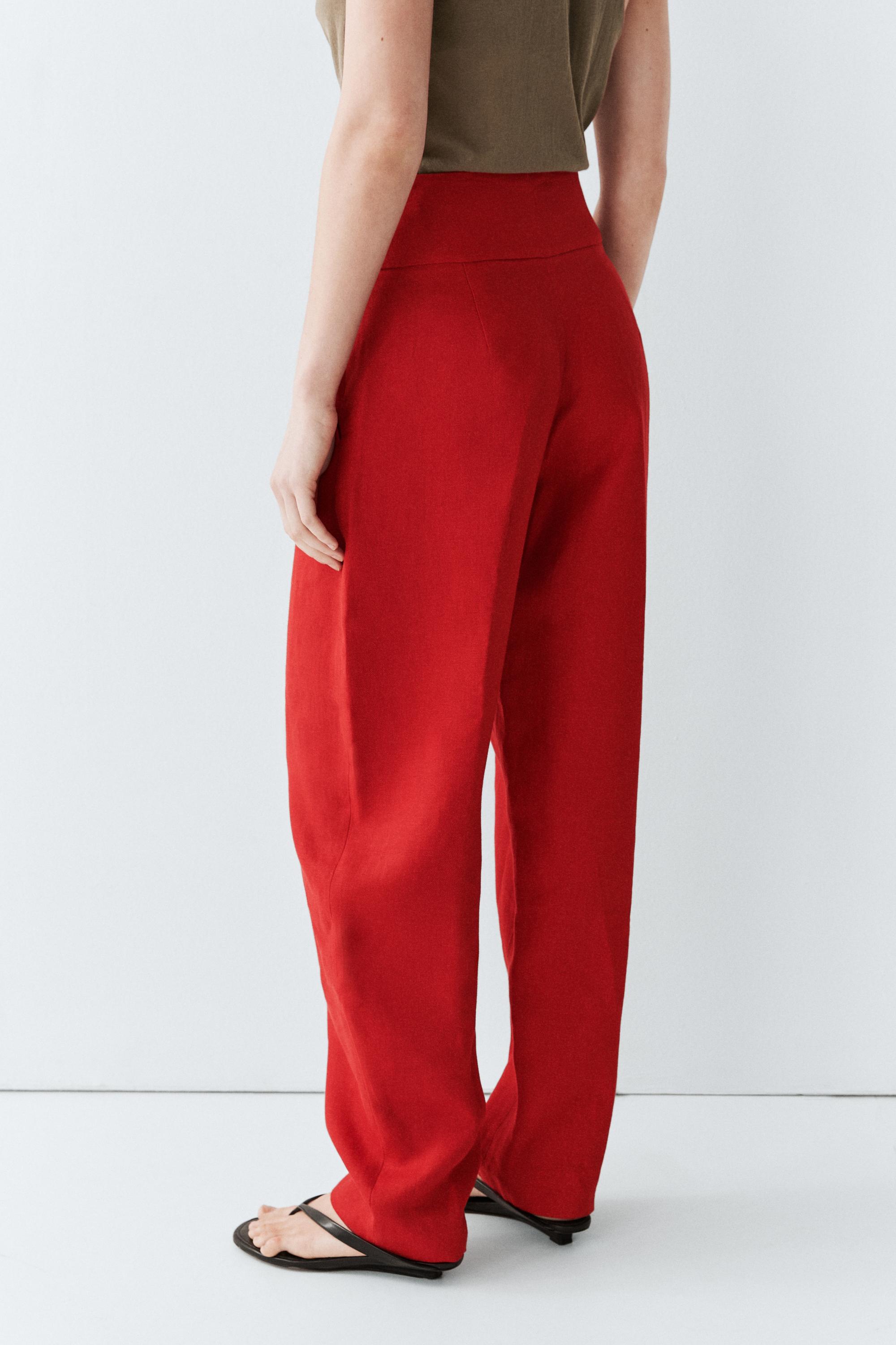 Voluminous linen trousers